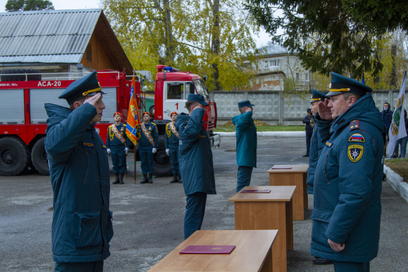 В Северске прошли праздничные мероприятия, посвященные 74-й годовщине со дня образования Специальной пожарной охраны России (9 октября 2021)