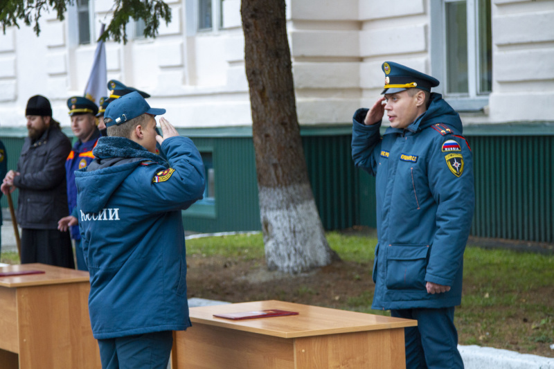 В Северске прошли праздничные мероприятия, посвященные 74-й годовщине со дня образования Специальной пожарной охраны России (9 октября 2021)