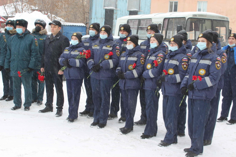 В Томске почтили память пожарных, погибших при исполнении служебного долга (23 февраля 2022 года)